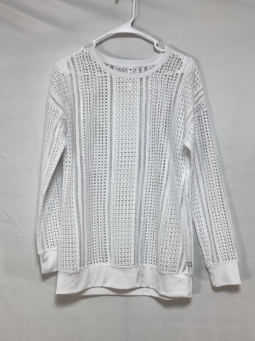 Fabletics Small White Open-Knit Long Sleeve Pullover